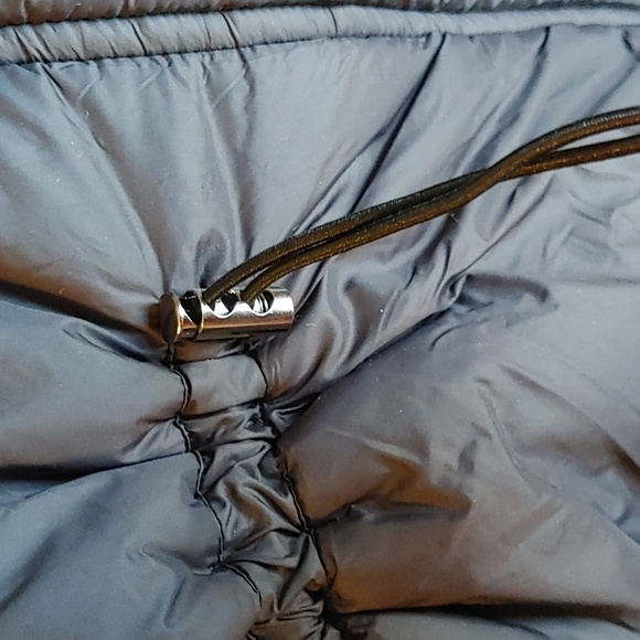 NWT BOOHOO PLUS BLACK PUFFER OVERSIZED UTILITY VEST CINCHED WAIST - Picture 8 of 11